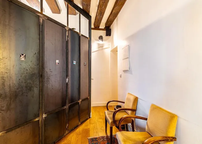 Guestready - Stone Near Sainte-chapelle